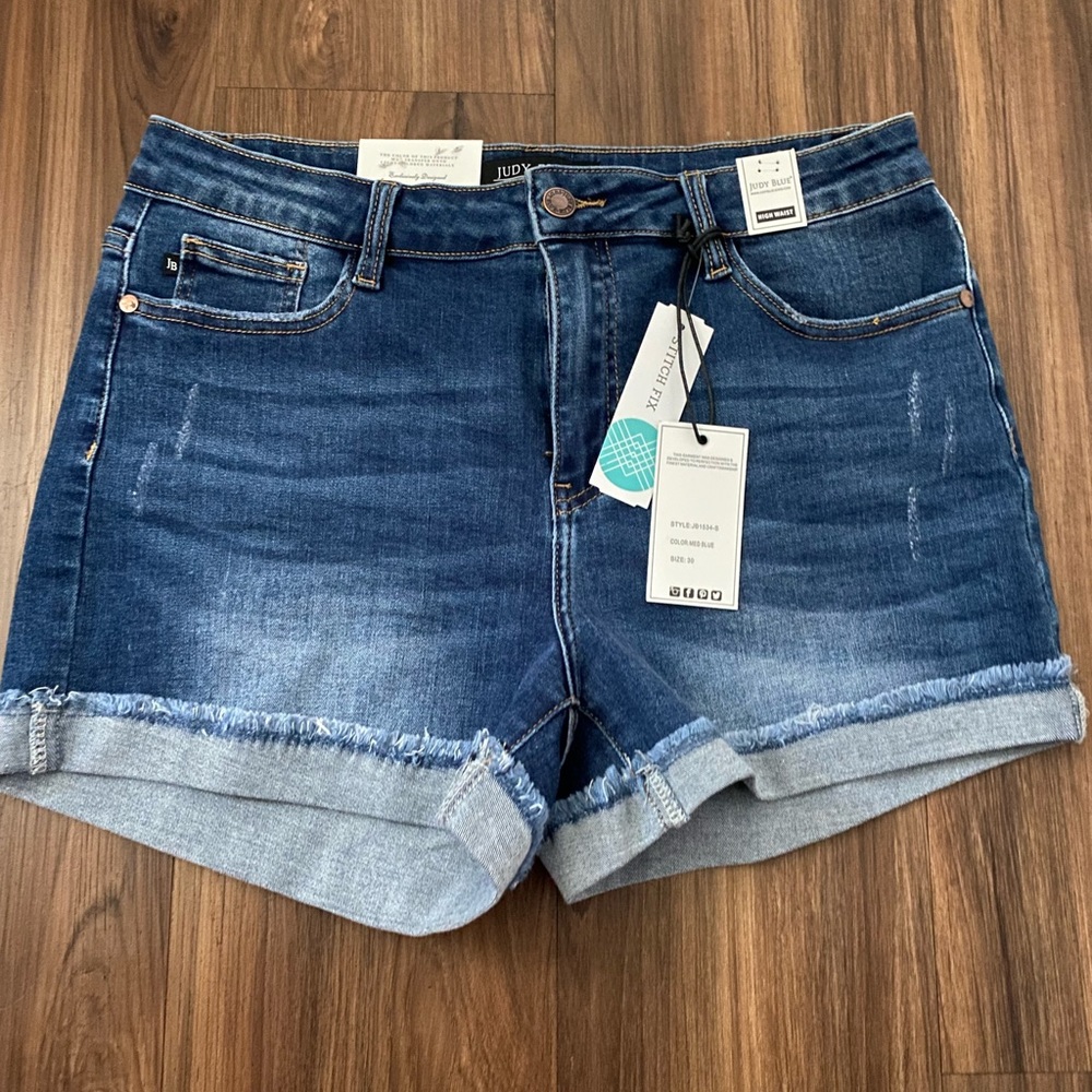 Judy blue shorts